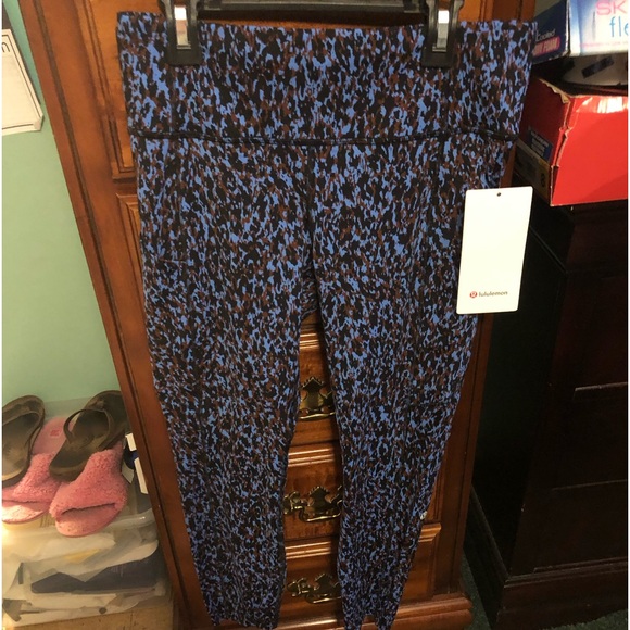 lululemon athletica Pants - NWT Reg 124.00 Lululemon Fast & Free HR Tight 25”